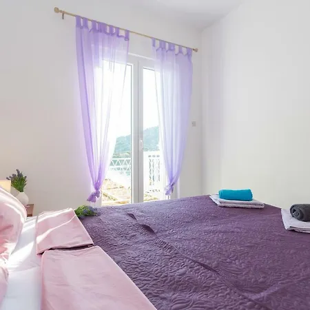 Nono Frano Apartmán