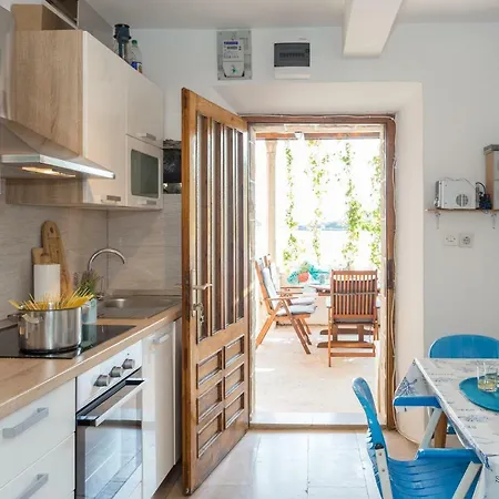 Nono Frano Apartmán